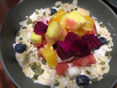 乳酸菌鲜果沙拉-魏斯理汉堡(西安沣东吾悦店)