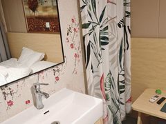 -布丁严选酒店(北京锣鼓巷后海鼓楼店)