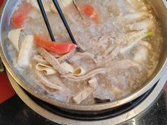 -老石黑山羊毛驴肉火锅(金凯广场店)