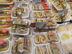 自助取餐区-巴黎贝甜(宜山路店)
