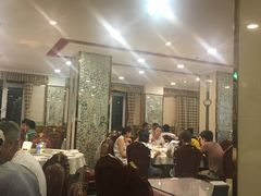 大堂-添福来墨鱼饺子 · 海鲜东北菜(大连星海·黄浦路店)