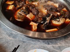 -忘情水鱼头·鲜鱼火锅(滨江中路店)