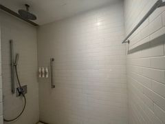 -郑州建业艾美酒店