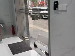 -福奈特洗衣洗鞋(宝山一二八纪念路店)