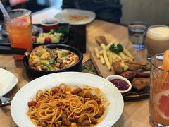 -必胜客(WOW南雄店)