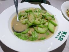 丝瓜炒圣子-费大厨辣椒炒肉(黄兴中心广场店)