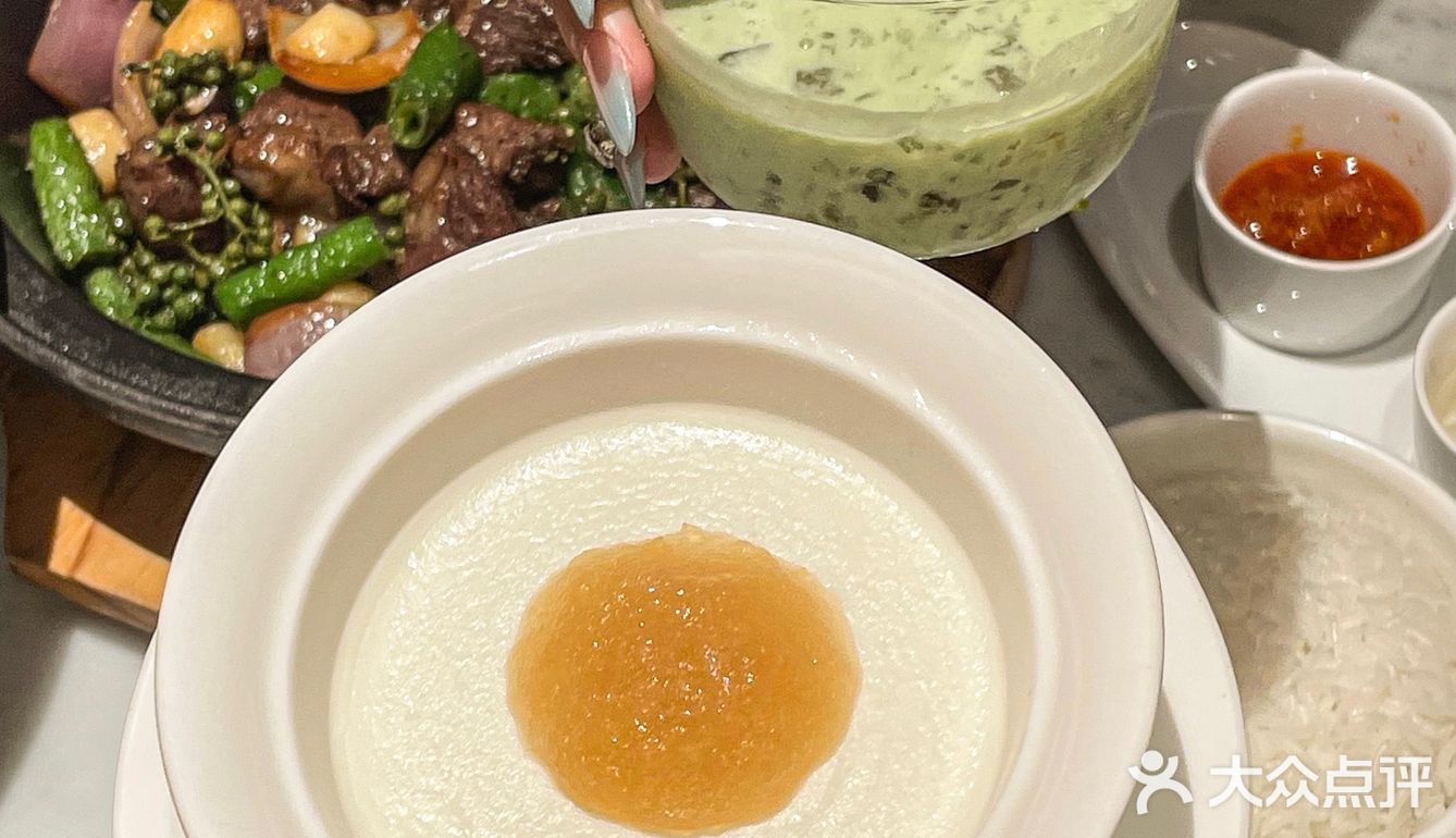 艾特你的饭搭子请你吃 这家店回头客超多想吃你就来