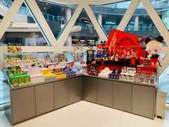 -泡泡玛特POPMART (北京超极合生汇店)
