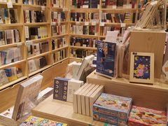 -猫的天空之城概念书店(印象城购物中心店)