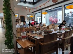 -毛辣果·贵州红酸汤牛肉火锅(西单店)