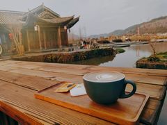 拿铁-比顿咖啡(和顺古镇店)