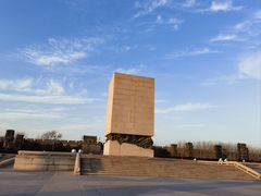 -中国人民抗日战争纪念雕塑园