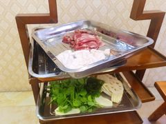 -金鼎雪山牦牛杂火锅(理县总店)