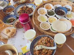 -包整·丝娃娃(一览甲秀楼风景店)