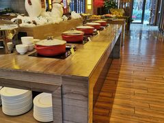 自助取餐区-拾溪餐厅·包厢(杭州千禧度假酒店)