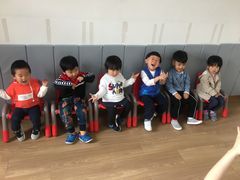 -MuaKids Garden