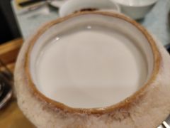 -烹然四季椰子鸡火锅(团结湖总店)