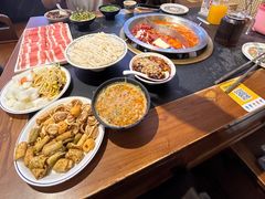 -沸炉重庆老火锅(军事博物馆店)