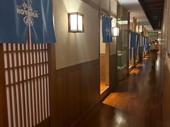 -小山日本料理(兴业太古汇店)