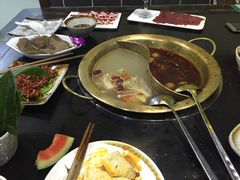 -怡品川宇火锅(宝立方店)