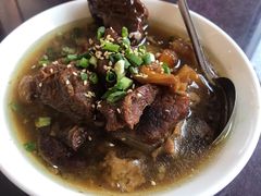 炖牛肉-回辉登偰氏面片(东莲花美食街店)