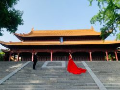 -雪中彩影婚纱摄影·微光艺术中心