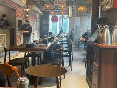 大堂-炉小二铜锅牛蛙•川湘菜(三里屯店)