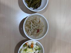 -闫家驴肉老店(华电一校店)
