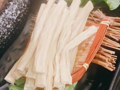-湊湊火锅·茶憩(打浦桥日月光店)