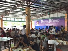 大堂-明记海鲜大排档(巽寮湾店)