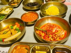 -草家酱蟹炭火烤肉店(珲春南路一店)