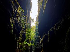 -梭布垭石林景区