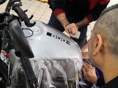 -车水马龙3M汽车贴膜冠军店隐形车衣改色膜(漕宝路中环店)