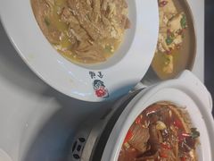 -三湘四水正宗湘菜(君峰路店)