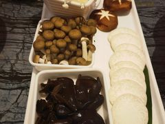 -大渔小鲜火锅店