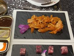 -黑牛の場烤肉(摩天活力城店)