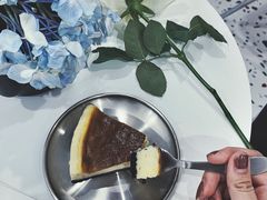 纽约芝士-FULL MOON满月咖啡