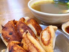 -黄阿姨锅贴大王(万航渡路店)