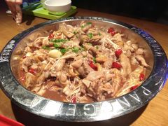 -胖哥俩肉蟹煲(万国店)
