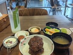 安格斯汉堡肉饭-ITARU食堂·定食料理(西丽店)