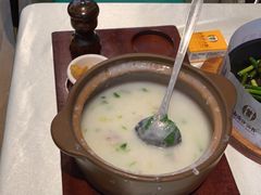 -山顶沙河粉-粤菜馆(凯旋店)