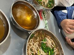 -正宗杨记普洱酸醋米线(总店)