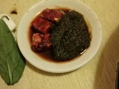 -洞庭洲·防空洞火锅·烧烤·铜锅涮肉(新百广场店)
