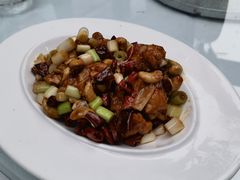 宫爆鲜虾球-渝半城经典川粤菜(重庆天地店)
