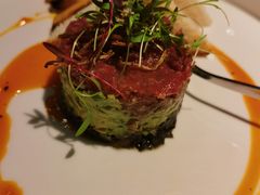 牛肉塔塔配牛油果黑橄榄酱-Solo(衡山路店)
