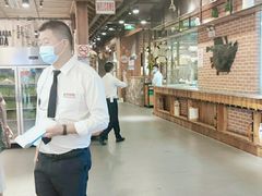 -宝燕海货工场(长江国际店)