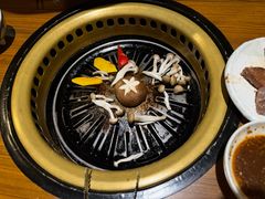 -炼火烤肉店