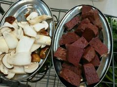 -老石黑山羊毛驴肉火锅(金凯广场店)