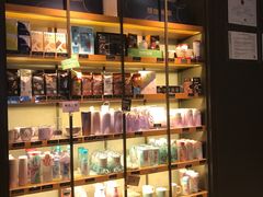 -星巴克臻选(周浦万达店)