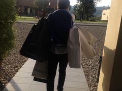 -塞拉瓦莱名品奥特莱斯